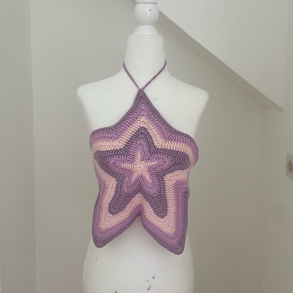 Edikted crochet star top